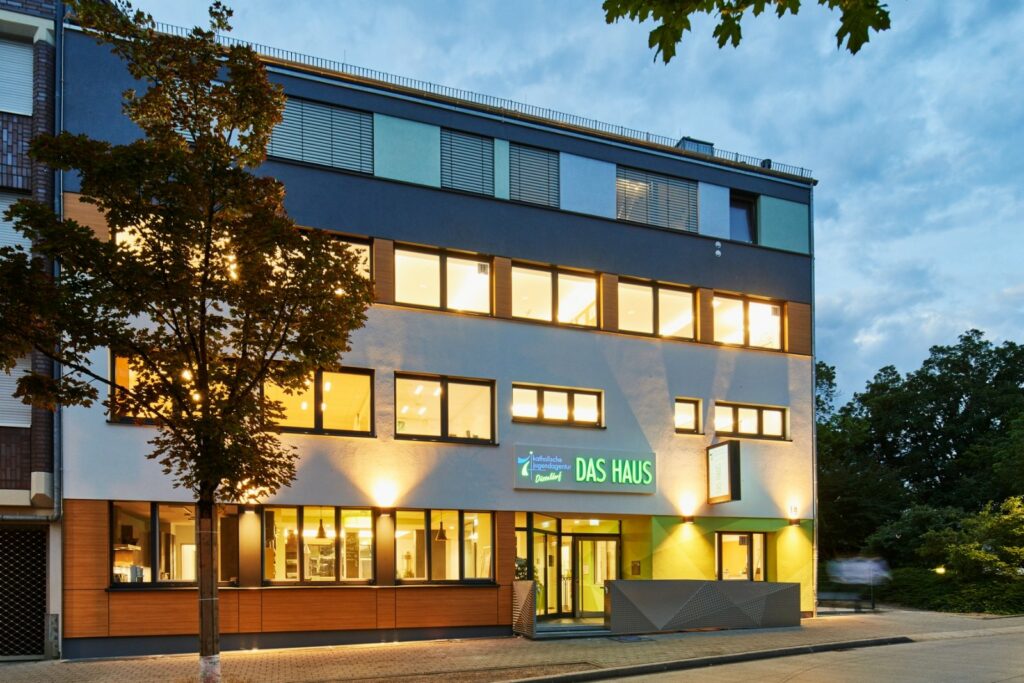 DAS HAUS - die OT in Neuss